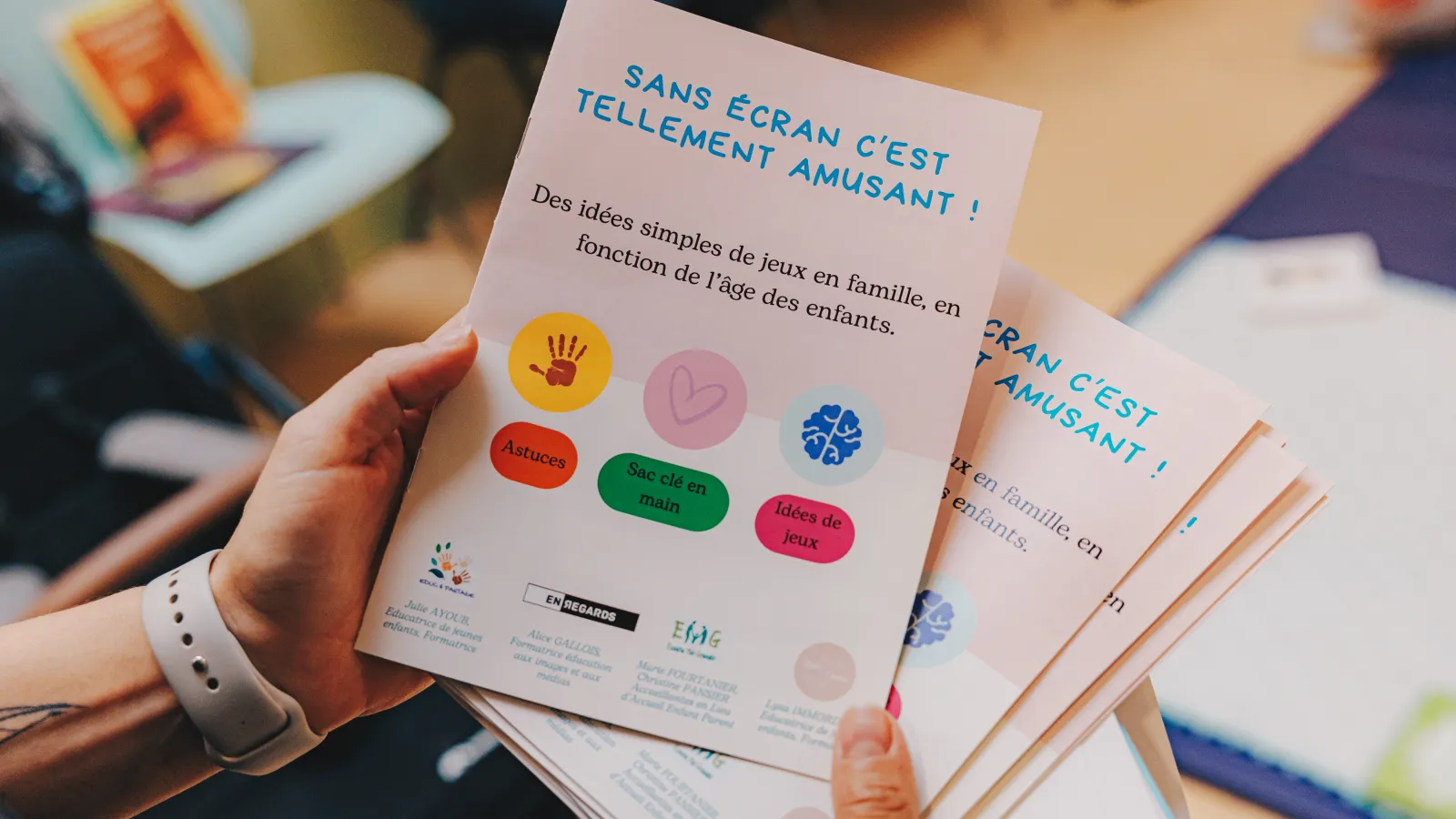 Atelier "Sans écran c'est tellement amusant !" dans les MDS